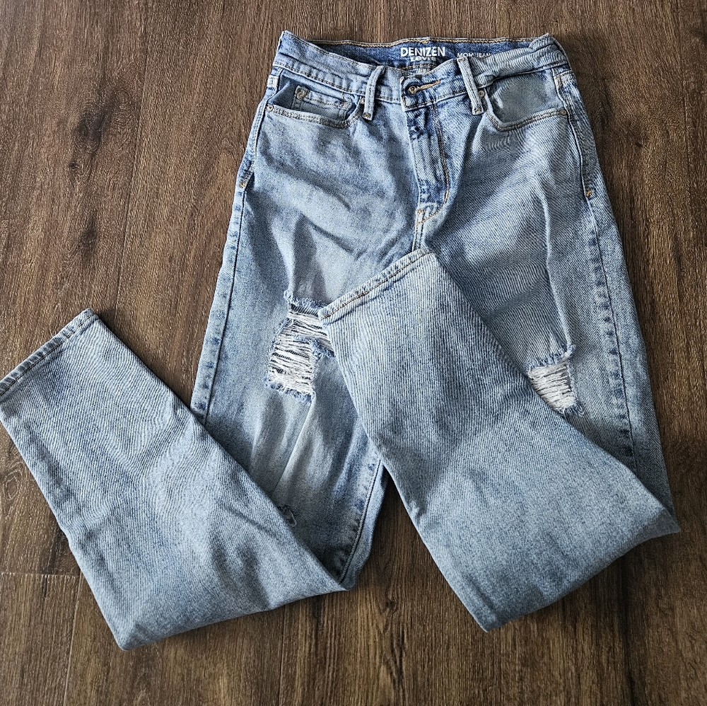 Denizen from Levi's Light Blue Distressed Jeans